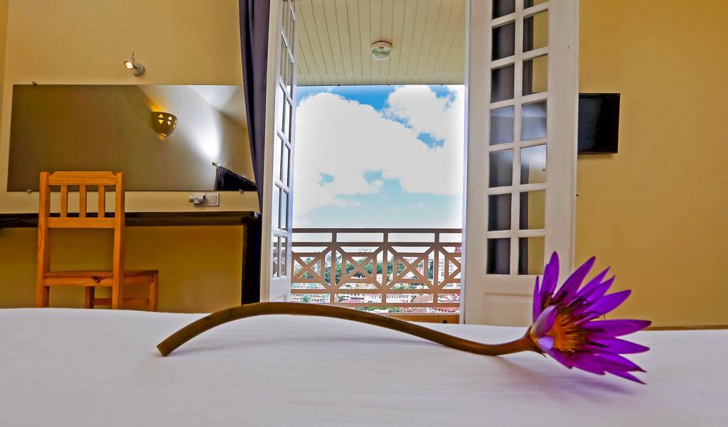 Le Lotus Bleu Otel Antananarivo Oda fotoğraf